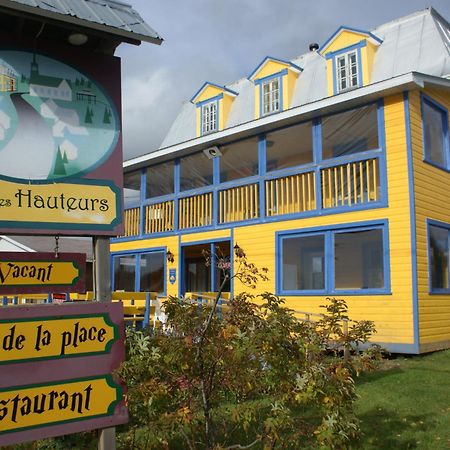 Gîte des Hauteurs et Café de la place Saint Zenon Exterior foto