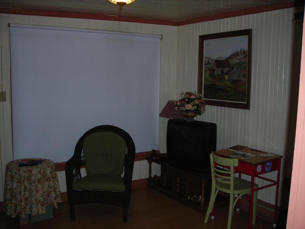 Gîte des Hauteurs et Café de la place Saint Zenon Habitación foto