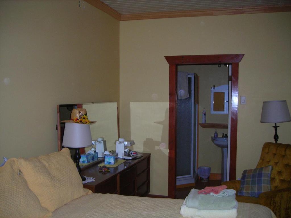 Gîte des Hauteurs et Café de la place Saint Zenon Habitación foto